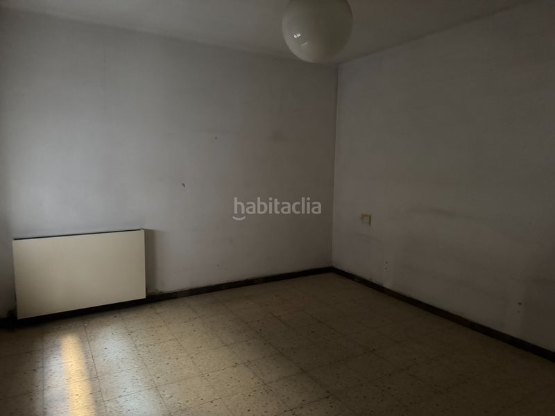 Foto a5c81ee0-281f-4822-a06d-208791ef7228. Pis a Mollerussa