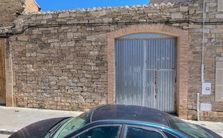 Casa  Carrer de sant pelegrí. ¡¡¡  gran oportunidad de inversión en el centro de tàrrega  !!!