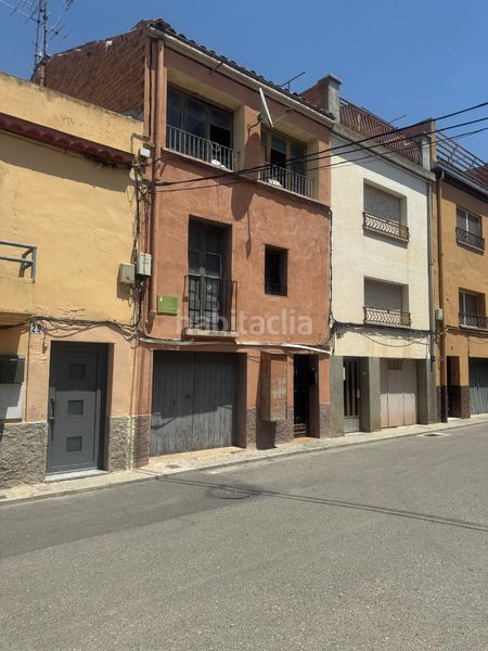 Foto ac4323c0-7713-4ee2-986e-b637e47404f4. Casa adossada a Bellpuig
