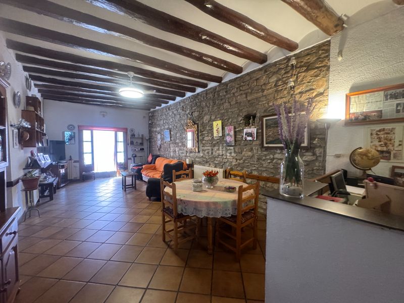 Foto 06c0c3c1-c3b6-4a0c-ba0d-fdd29b8ddd2c. Casa amb aparcament a Sant Ramon