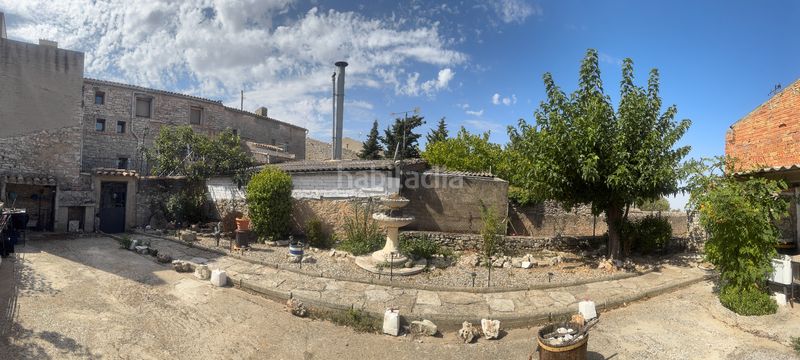 Foto c87ede43-7e78-435b-8f73-555039cddbce. Casa amb aparcament a Sant Ramon