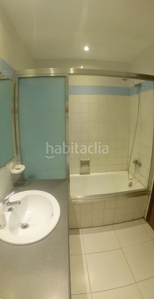 Foto fe981e49-e319-4dc7-a27b-65fdb087923a. Pis a Baix Guinardó Barcelona