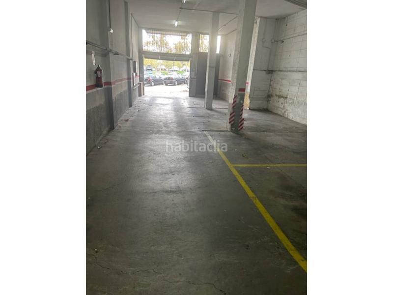 Foto f982aea3-ef52-4f69-a4cd-626b0b410e5b. Parking voiture dans Concòrdia Sabadell