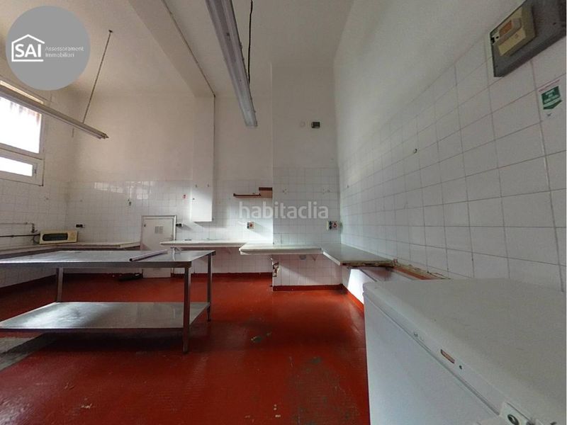 Foto 7a88a0f2-b57d-40cb-928e-2a06a8c923f6. Local comercial a Concòrdia Sabadell