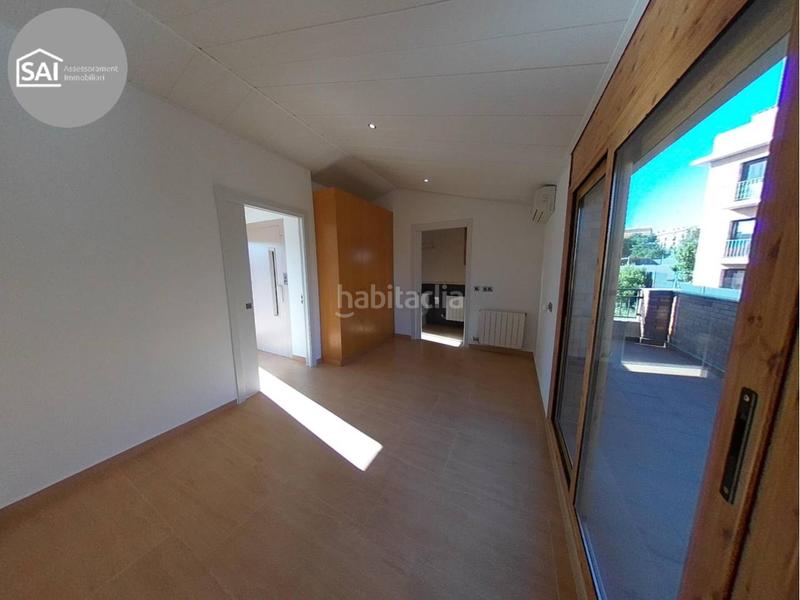 Foto 1b66a641-11e2-42cd-a22f-b40fcc5be8ea. Casa amb calefacció aparcament a Sentmenat