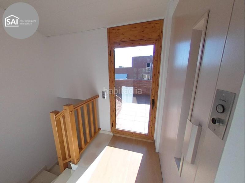 Foto 35fc8f0a-232c-4212-80d3-8c813424a8fc. Casa amb calefacció aparcament a Sentmenat