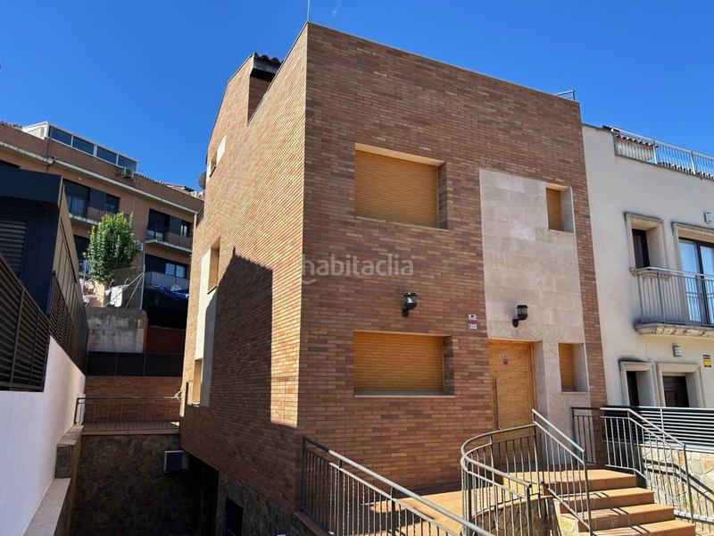 Foto 46236728-90fa-4d39-851a-6967f60f0e9a. Casa amb calefacció aparcament a Sentmenat