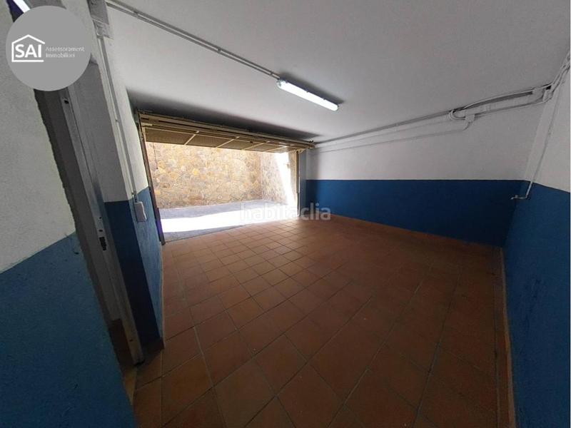 Foto 4a7336cf-2ef9-48dc-a985-084557cfd9e1. Casa amb calefacció aparcament a Sentmenat