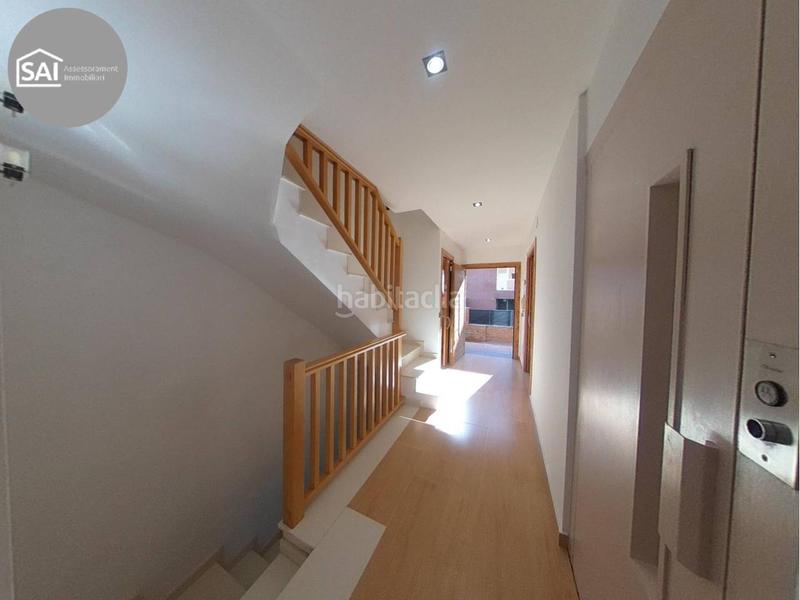 Foto 55fe6285-4323-444b-8f6c-3835e2fb3b3a. Casa amb calefacció aparcament a Sentmenat