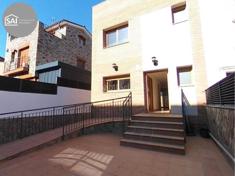 Foto 81d5c964-f183-48a3-8637-3a6bf79b62e6. Casa amb calefacció aparcament a Sentmenat
