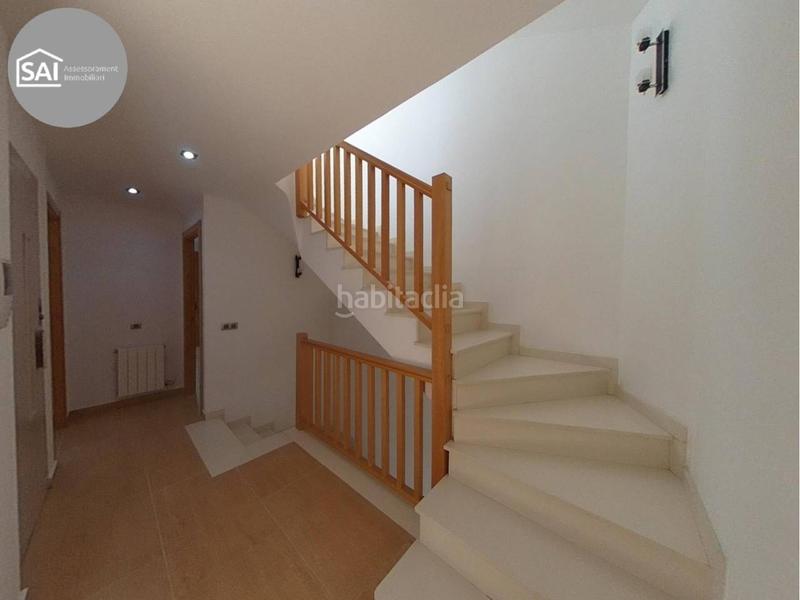 Foto aa03d2c5-11d2-4f4f-bb60-d4e9e044cd51. Casa amb calefacció aparcament a Sentmenat