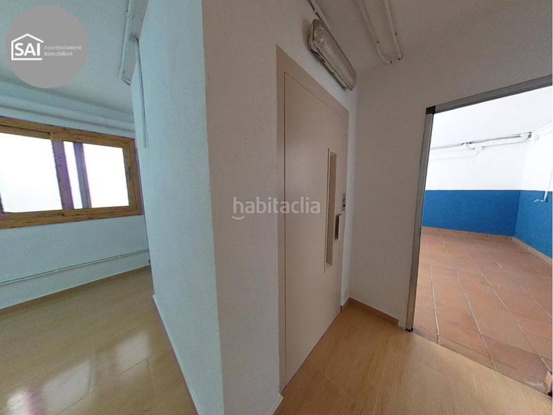 Foto e7c19006-7149-4f57-9e71-99f2aaffa04a. Casa amb calefacció aparcament a Sentmenat