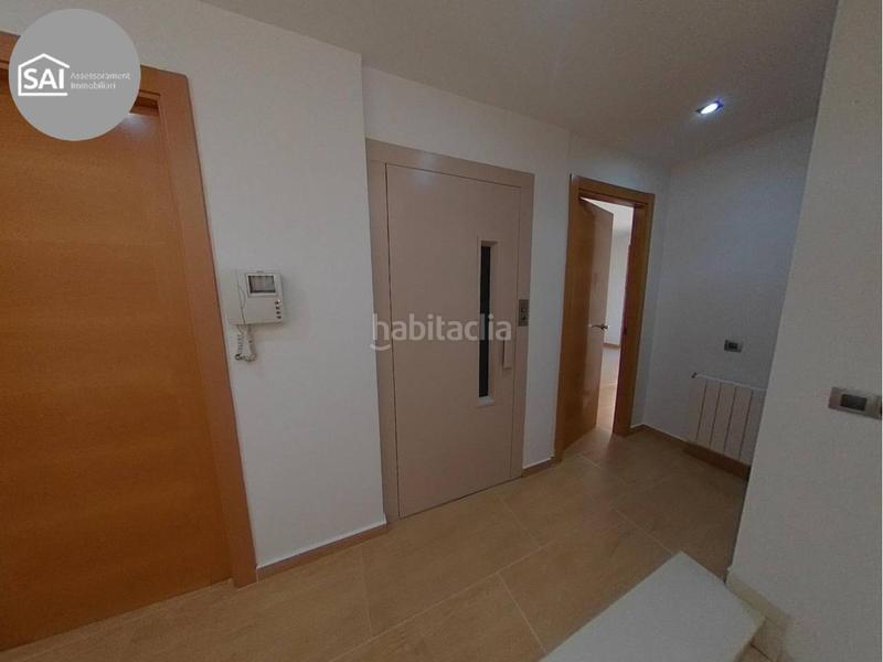 Foto f86b9ce2-6bbe-42b4-8277-95172d1782d7. Casa amb calefacció aparcament a Sentmenat