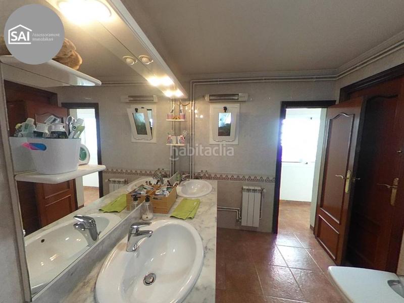 Foto 091c8fbb-fedc-409b-a585-628c143e2879. Casa amb calefacció a Campoamor Sabadell