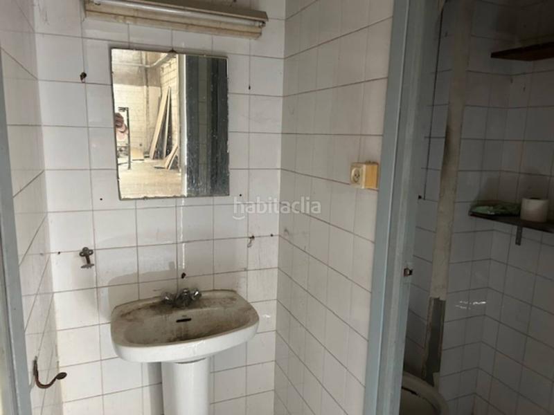 Foto 445f93c1-b051-4d50-b454-8daf9cedd296. Alquiler nave industrial 525m2120m2 de patio en Palau-solità i Plegamans