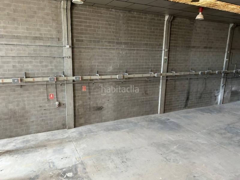 Foto 65de4f4c-e066-4883-b447-a0763cd0ba16. Alquiler nave industrial 525m2120m2 de patio en Palau-solità i Plegamans