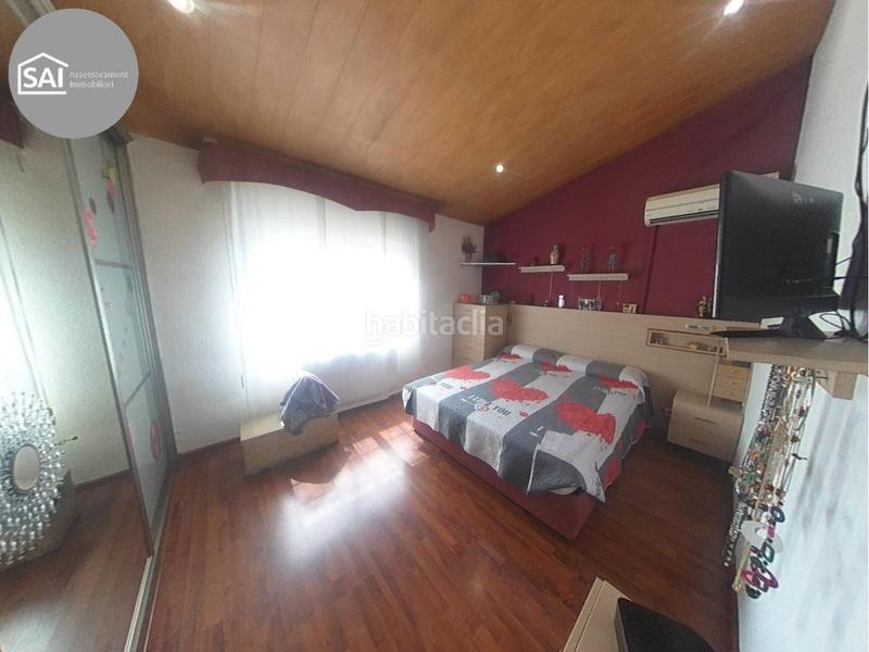 Foto 6b5c308a-4f79-46aa-8f0e-befa54f5026a. Casa amb calefacció aparcament a Creu de Barberà Sabadell