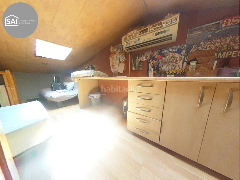 Foto 91e024b9-c7ac-4a64-97c4-332bd574a590. Casa amb calefacció aparcament a Creu de Barberà Sabadell