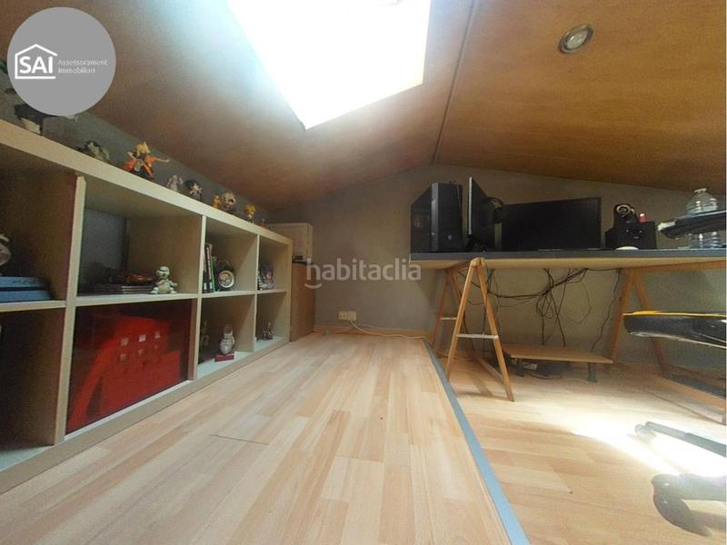 Foto 9bae6481-6725-4c98-83bc-517190aeb279. Casa amb calefacció aparcament a Creu de Barberà Sabadell