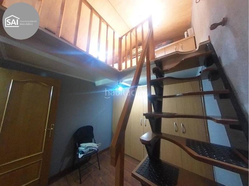 Foto abf503ad-ee27-4e80-ae42-1937e5b349f5. Casa amb calefacció aparcament a Creu de Barberà Sabadell