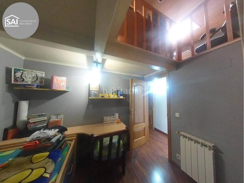 Foto c488ec4a-e59d-4058-915d-f58cf913bd48. Casa amb calefacció aparcament a Creu de Barberà Sabadell