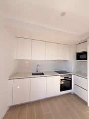 Pis a Passeig de la renaixença 31. Último piso de 3 habitaciones