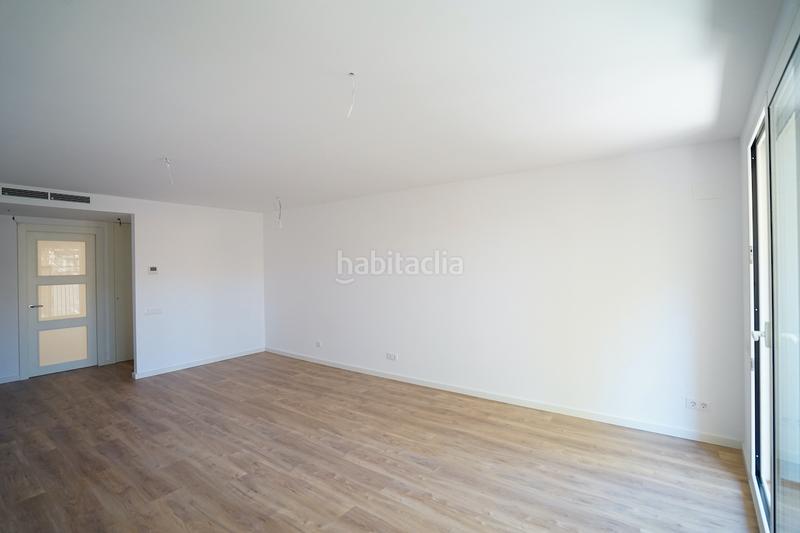 Foto f83a6b25-b7ce-4b13-a016-216898a806d2. Rent flat with heating parking in Vilassar de Dalt