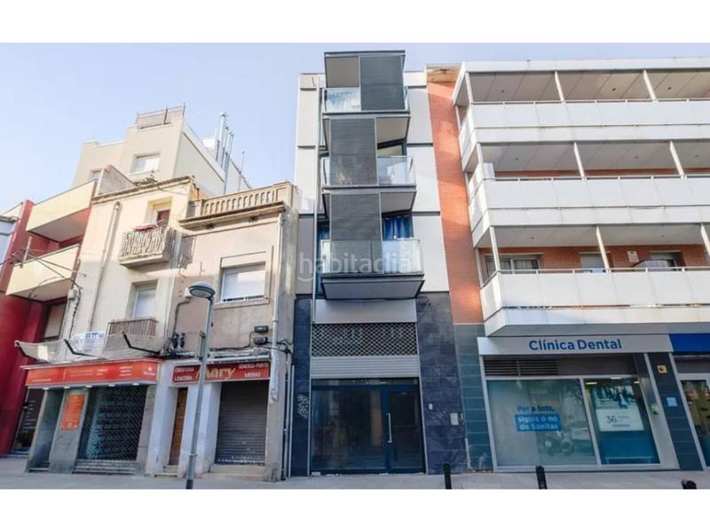 Foto 27ab4830-efd5-44b8-b0c3-ce736d00d829. Local comercial a Centre Cornellà de Llobregat