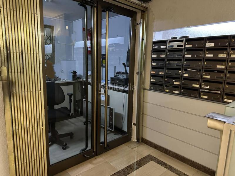 Foto e20e751b-c36f-45f0-956a-893e6140641e. Oficina a La Nova Esquerra de l´Eixample Barcelona