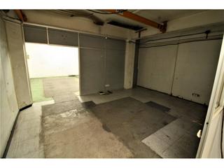 Local Comercial  Trinxant. Local de 125m2 con dos entradas en venta en sant martí