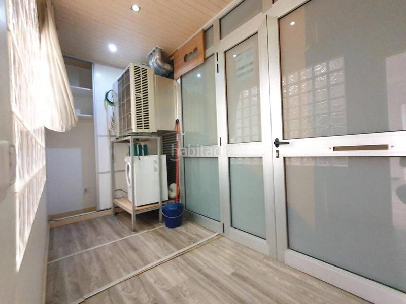 Foto 3ff02d43-09f1-4cb5-ac55-aeaeb9d4967c. Locale commerciale in Carmel Barcelona