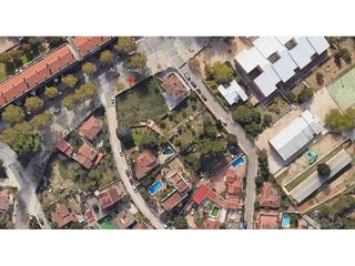 Terreno residencial  Lesseps. Venta de solar en cerdanyola del valles