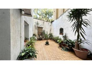 Pis  Blanqueria. Piso con patio en venta en sant pere