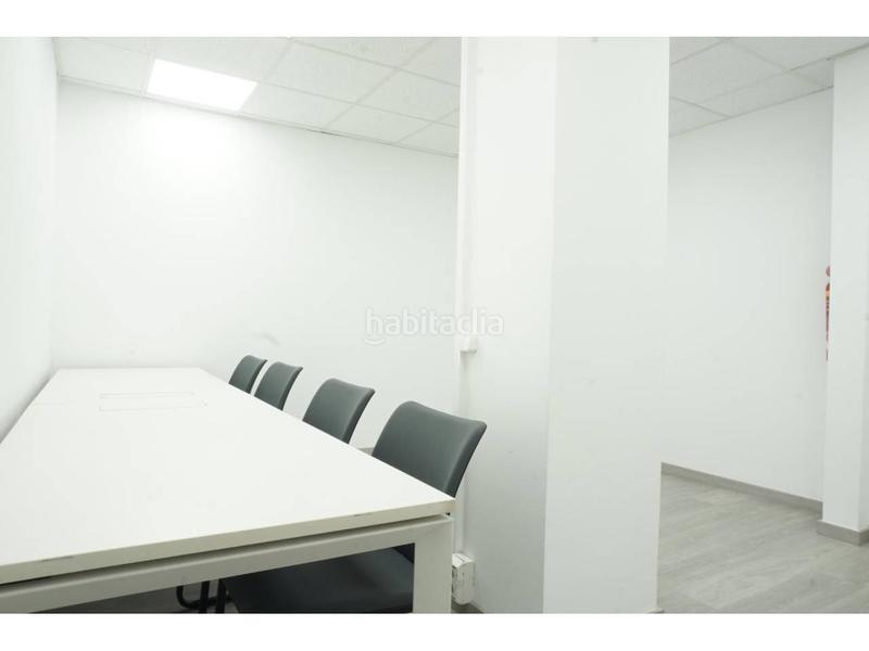 Foto 47d379bc-fdf5-4b98-9e37-8e835f3eeba7. Oficina a Porta Barcelona