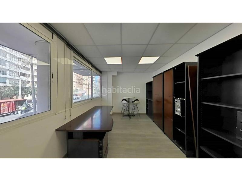 Foto 7a35f729-57b1-4597-954c-8a2473c564a5. Oficina a Porta Barcelona