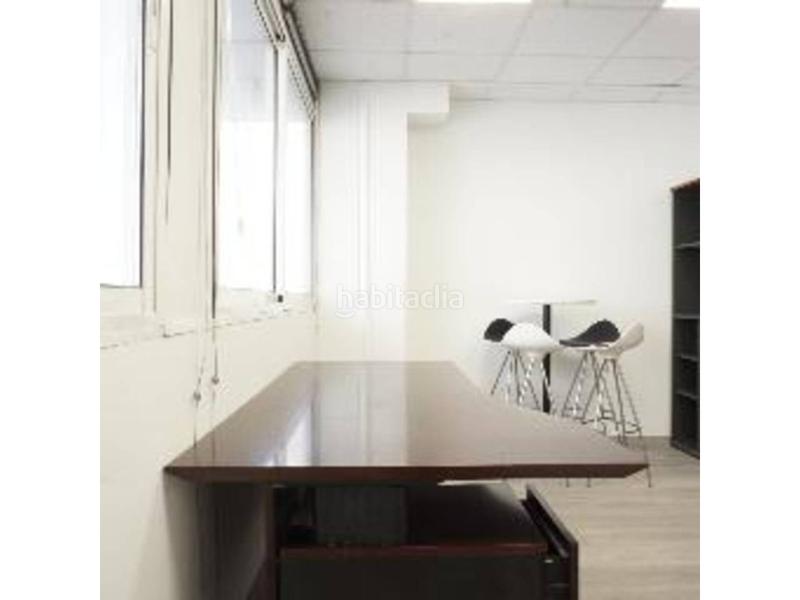 Foto 938d25c6-53e1-4429-b079-5c7bbe15d1f3. Oficina a Porta Barcelona