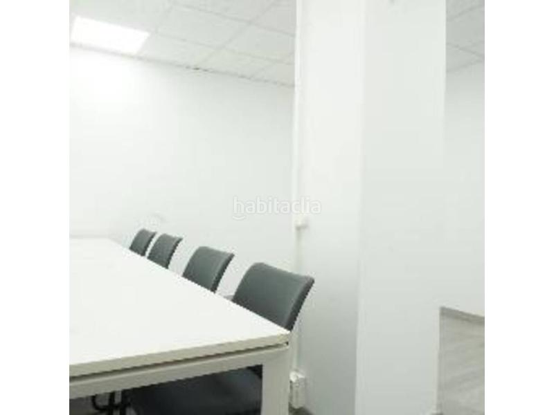 Foto 96cd4974-2e4b-4055-80a9-3ff05507d0f4. Oficina a Porta Barcelona