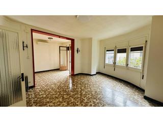 Appartement  Sant isidre. Piso en venta con balcon en cornella