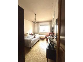 Casa adossada  Josep trueta. Casa a reformar con terraza en venta en terrassa