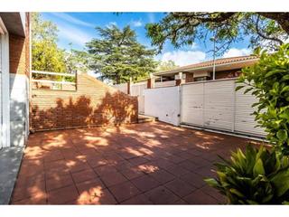 Chalet  John lennon. Chalet en venta en sabadell