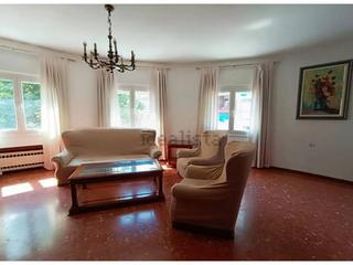 Pis  Mossèn jacint verdaguer. Ideal para familias! amplio piso de 4 habitaciones en cornellà