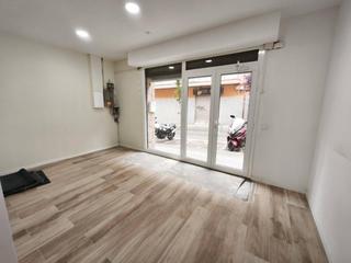 Local Comercial  Vallerona. Oportunidad local totalmente reformado en venta en esplugues de