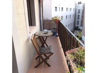 Pis  Unió. Piso en venta con balcon en el barrio gotic