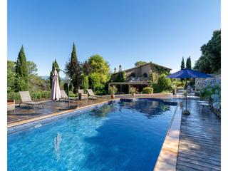 Country house  Gi-554-9. Bonita masia situada en esponellà