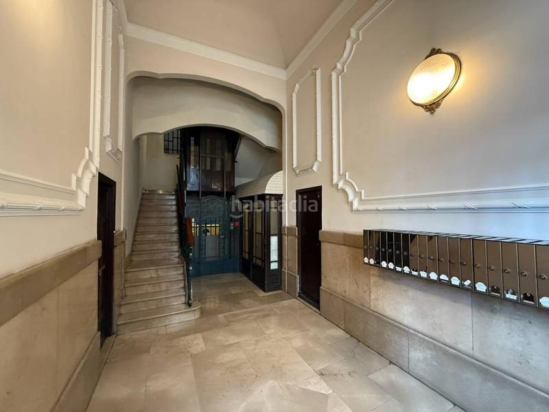 Foto 13ed338f-ae63-4ac2-a005-ec63c59420f5. Location bureau dans Vila de Gràcia Barcelona