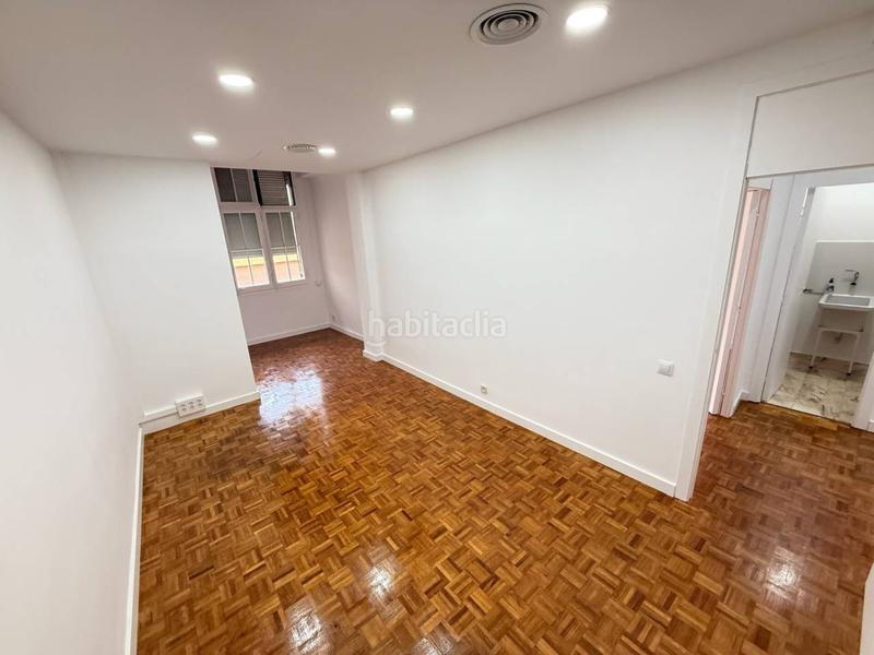 Foto a440794f-13ef-496f-a146-28a50a4694b6. Location bureau dans Vila de Gràcia Barcelona