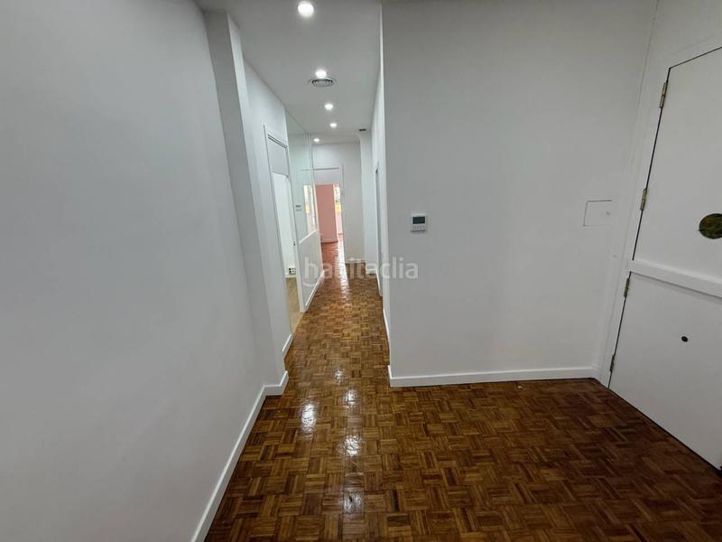 Foto c8228990-5054-4d9d-a727-dd2e5265c0f0. Location bureau dans Vila de Gràcia Barcelona