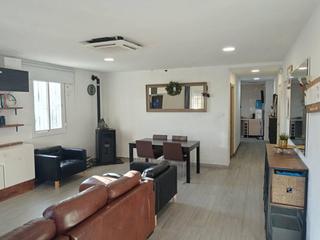 Maison  Sant feliu de codines. Casa en venta con terraza propia y vistas a la montaña en torre