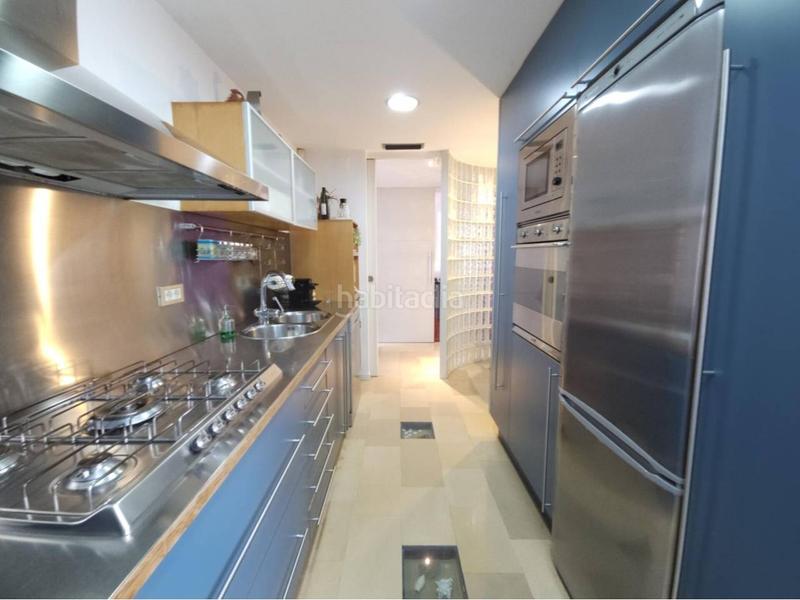 Foto 8100a121-1e1d-4dda-8c7d-ebe0fe368716. Piso  en venta con terraza y vistas a la montaña sant joan despi centro en Sant Joan Despí