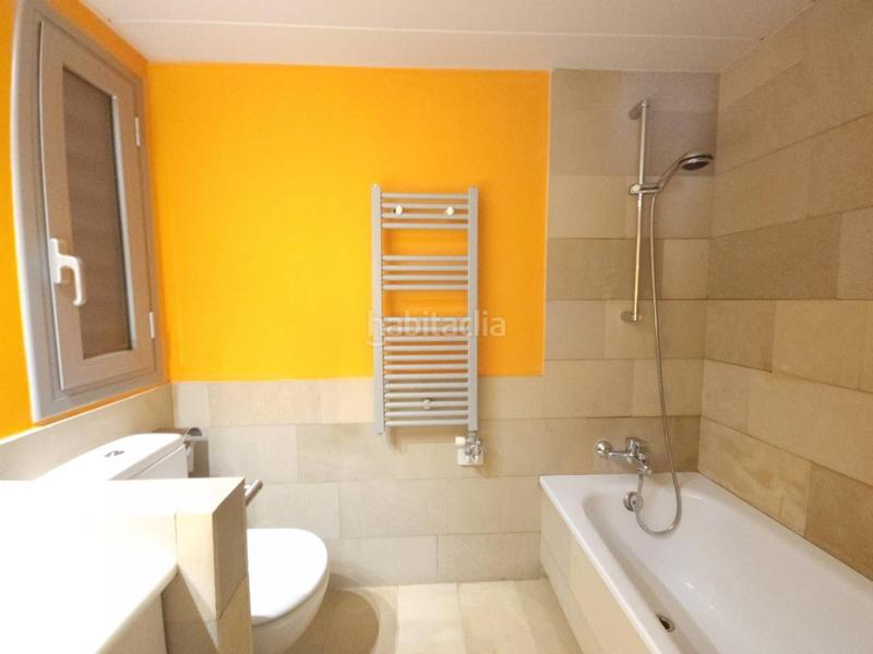 Foto 864bcad4-6e9a-467e-8d89-0e8bff25d765. Piso  en venta con terraza y vistas a la montaña sant joan despi centro en Sant Joan Despí